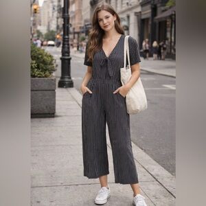 American Eagle Outfitters Black White Striped Jumpsuit  Stretchy Elastic Spring